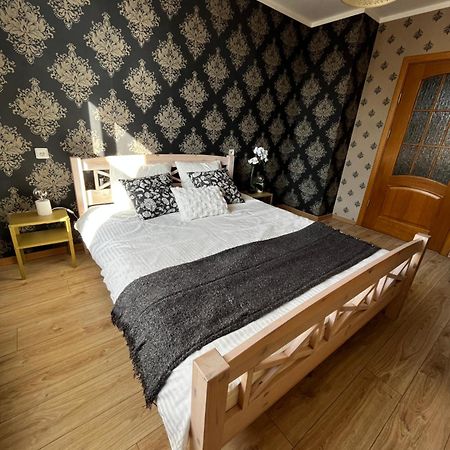 Fresh&Cozy Apartment, Parking Free, 15 Min Walk To Center Riga Buitenkant foto